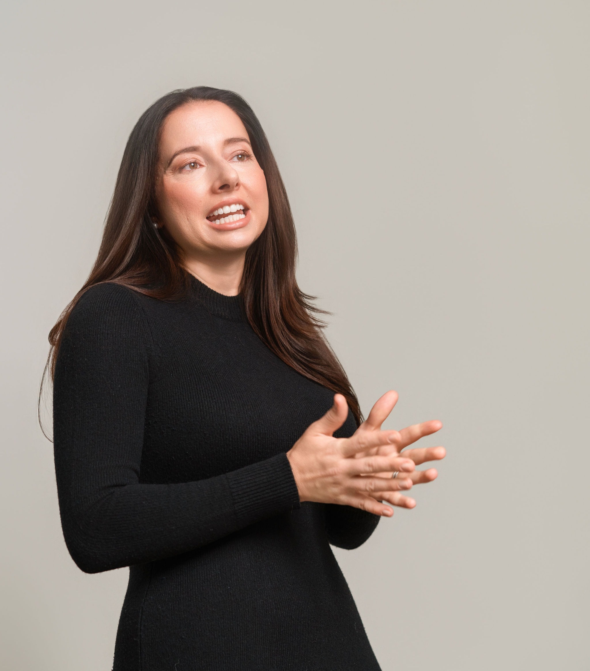 Ruthann speaking on bold leadership and trust-driven strategy for growth